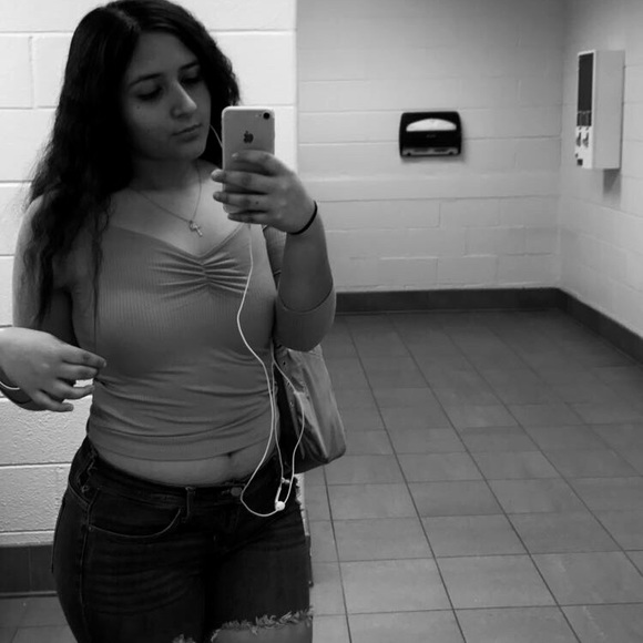 Meet your Posher, Bryanna - Picture 1 of 1